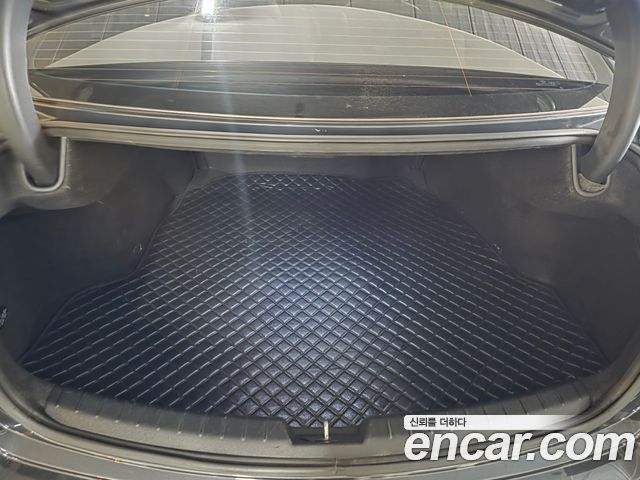 Kia K7 2016 — photo 13
