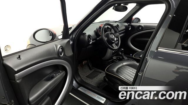 Mini Countryman 2016 — photo 10