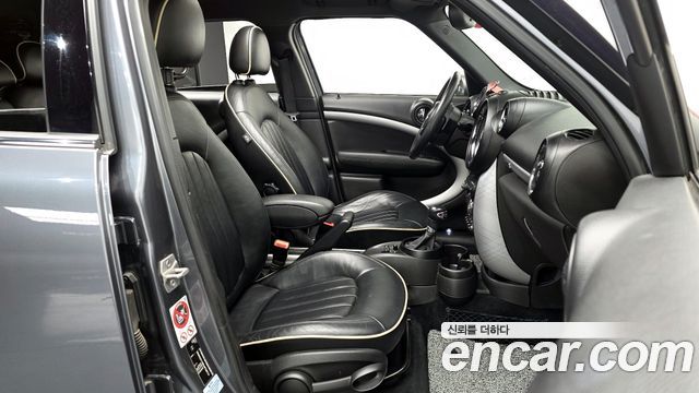 Mini Countryman 2016 — photo 11