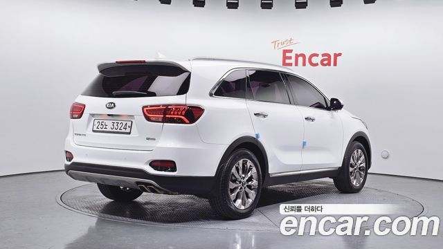 Kia Sorento 2018 — photo 2
