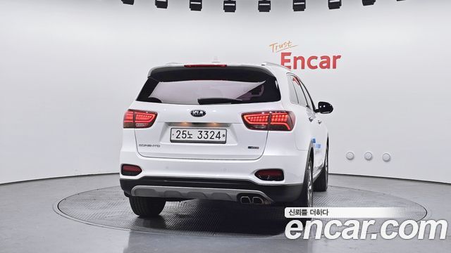 Kia Sorento 2018 — photo 4