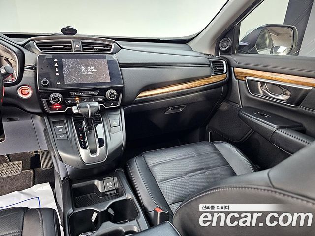 Honda CR-V 2019 — photo 10