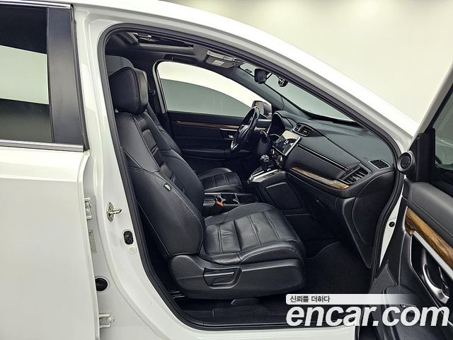 Honda CR-V 2019 — photo 11