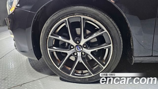 Volvo S60 2015 — photo 5