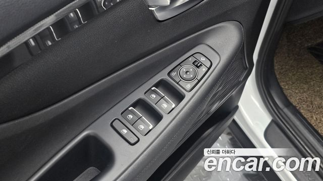Hyundai Santafe 2021 — photo 16