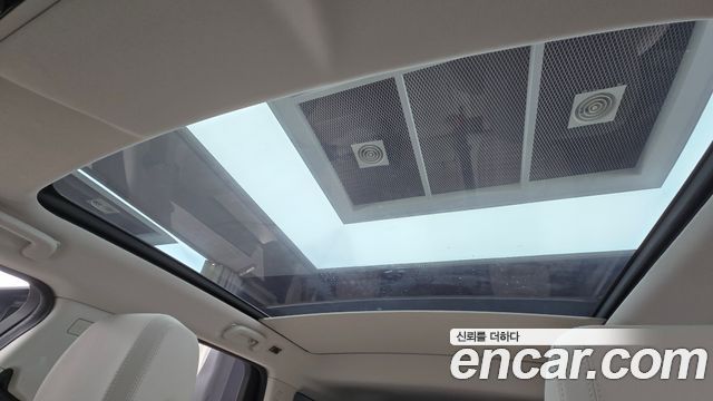 Land Rover Discovery Sport 2023 — photo 19