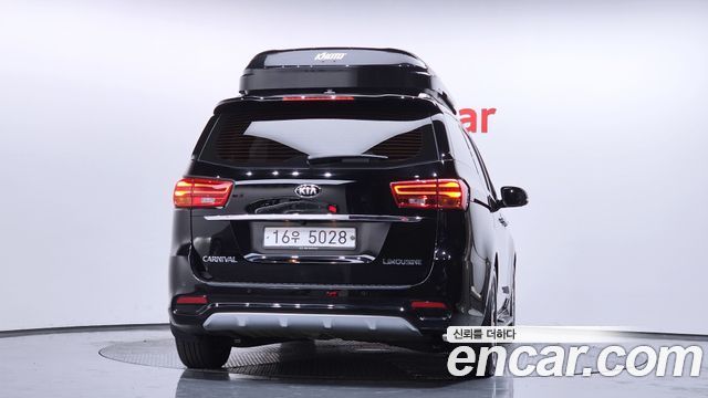Kia Canival 2019 — photo 4