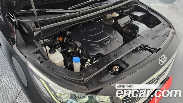 Kia Canival 2019 — photo 6