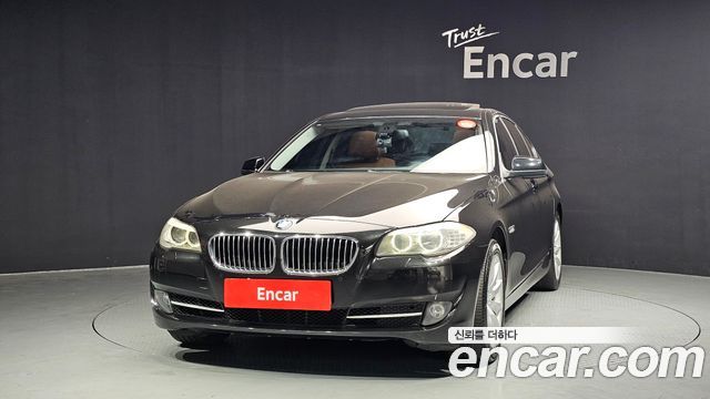 BMW 5-Series 2012 — photo 3