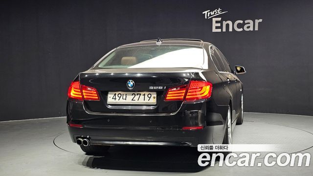 BMW 5-Series 2012 — photo 4