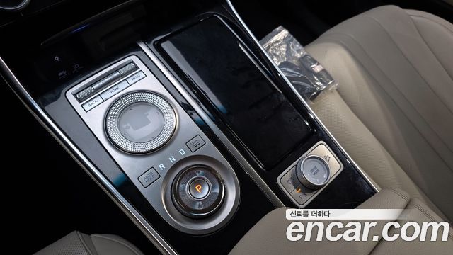 Genesis GV80 2020 — photo 9