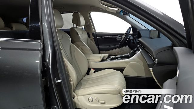 Genesis GV80 2020 — photo 10