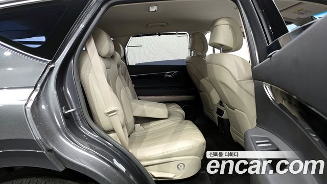 Genesis GV80 2020 — photo 11