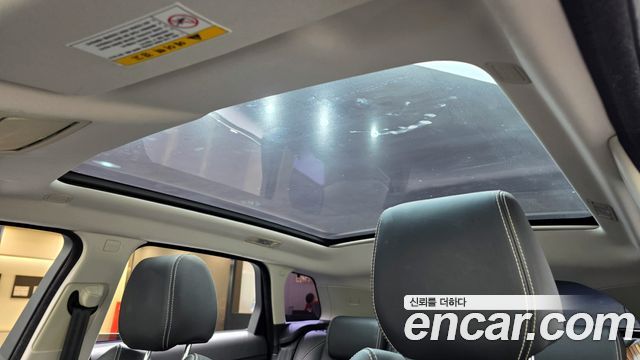 Land Rover Range Rover Evoque 2015 — photo 18