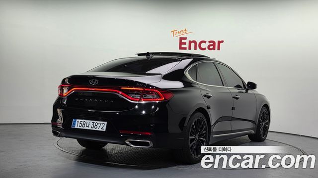 Hyundai Grandeur 2018 — photo 2