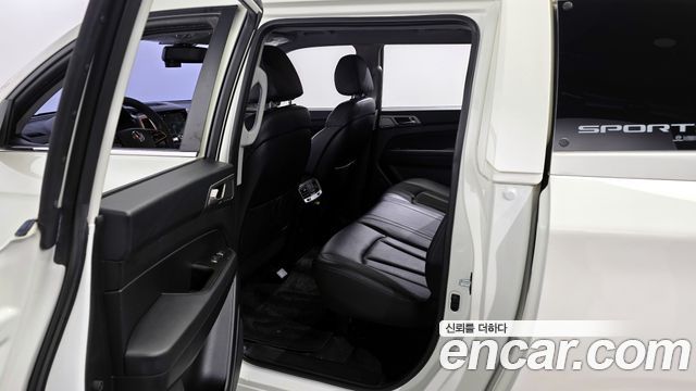 KG Mobility Rexton 2018 — photo 11