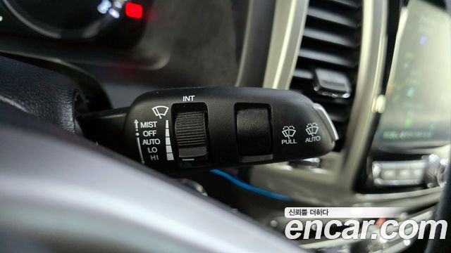 KG Mobility Rexton 2018 — photo 15