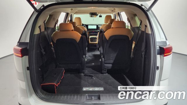 Kia Canival 2023 — photo 20