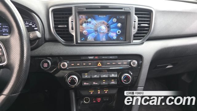 Kia Sportage 2016 — photo 15