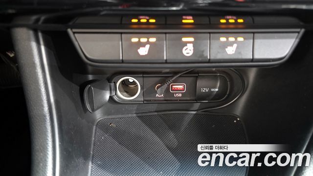 Kia Sportage 2016 — photo 17