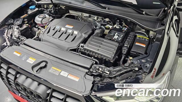 Audi Q3 2025 — photo 6