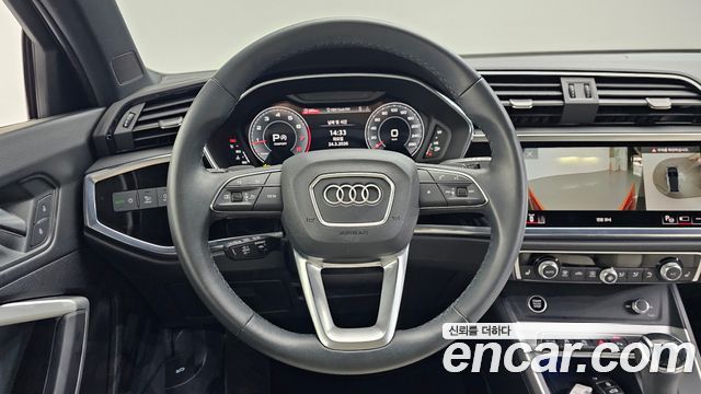 Audi Q3 2025 — photo 13