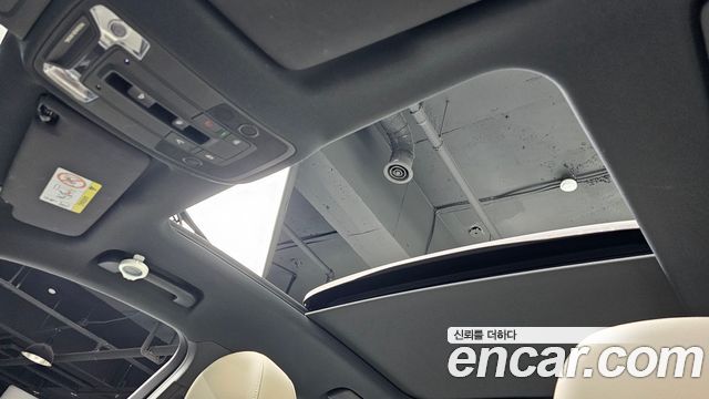 Audi Q3 2025 — photo 18