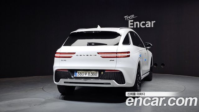 Genesis GV70 2021 — photo 4
