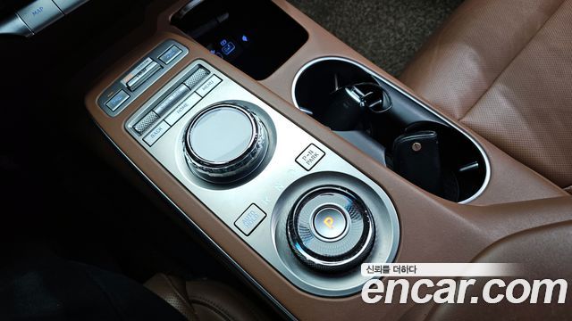 Genesis GV70 2021 — photo 9