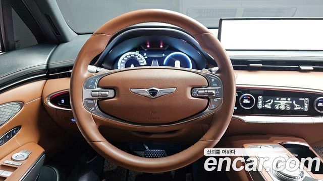 Genesis GV70 2021 — photo 13