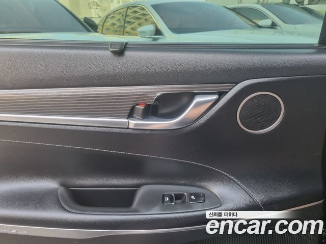 Hyundai Grandeur 2018 — photo 11