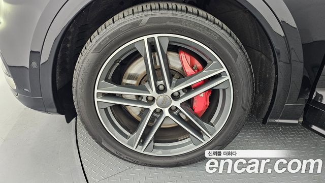 Audi SQ5 2020 — photo 5