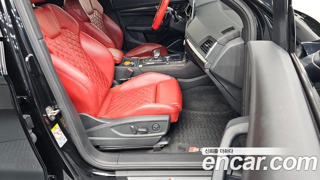 Audi SQ5 2020 — photo 10