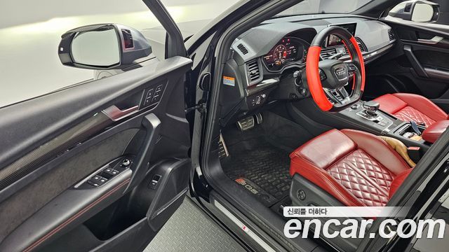 Audi SQ5 2020 — photo 11