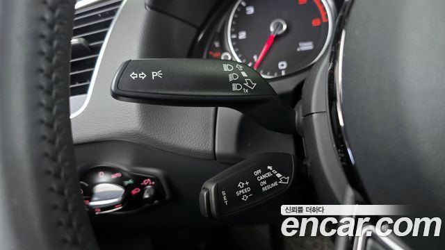 Audi Q5 2015 — photo 17