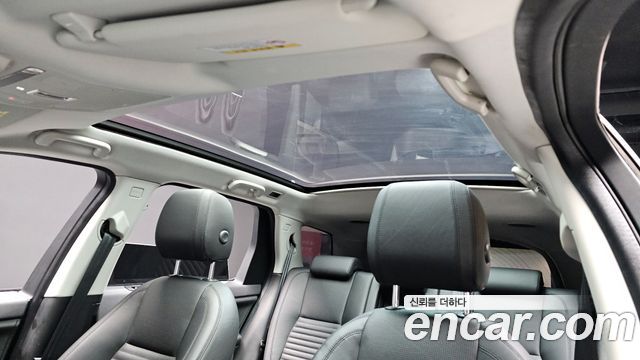 Land Rover Discovery Sport 2018 — photo 19