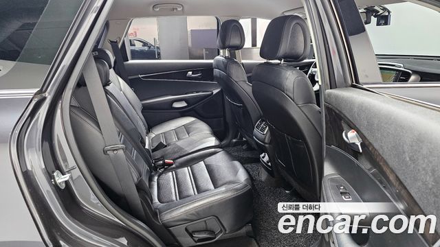 Kia Sorento 2017 — photo 12