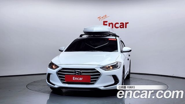 Hyundai AVANTE 2016 — photo 3