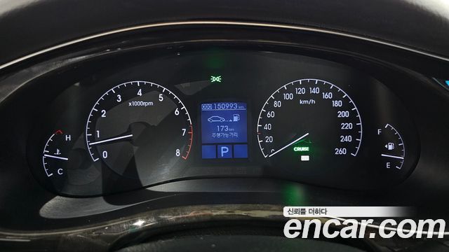 Hyundai Genesis 2013 — photo 8