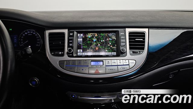 Hyundai Genesis 2013 — photo 14