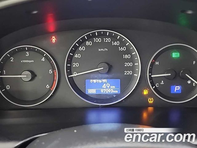 Hyundai Starex 2019 — photo 8