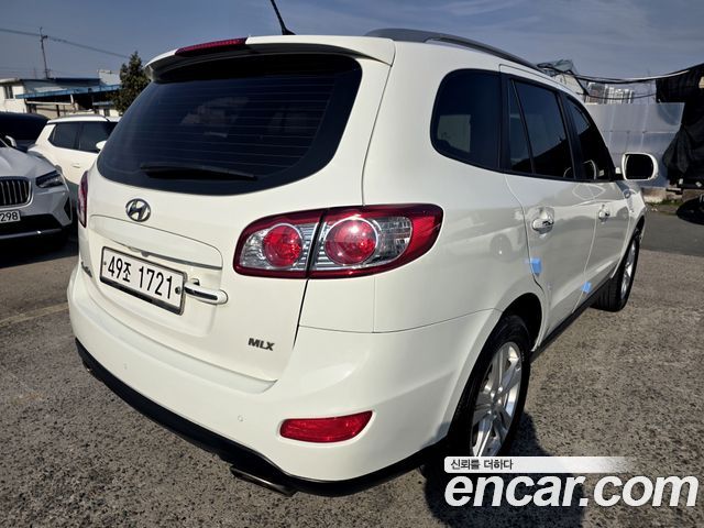 Hyundai Santafe 2011 — photo 8