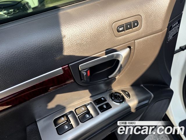 Hyundai Santafe 2011 — photo 16