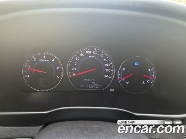 Hyundai Santafe 2011 — photo 17