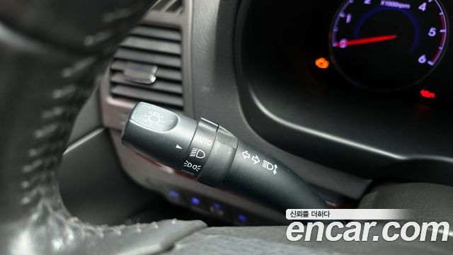 Hyundai Santafe 2011 — photo 19