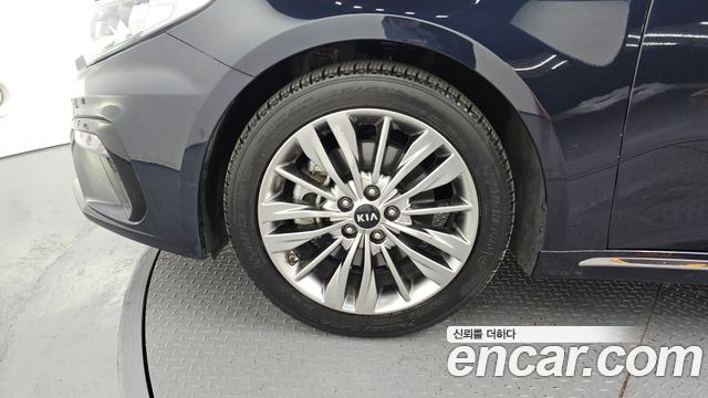 Kia K5 2019 — photo 5