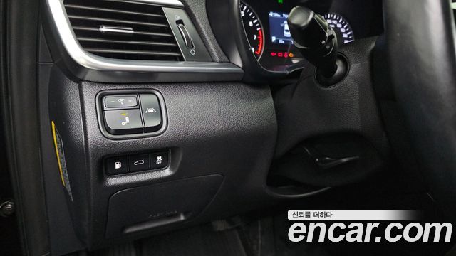 Kia K5 2019 — photo 19