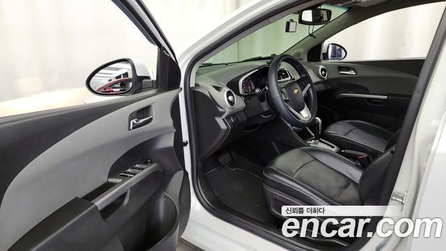 Chevrolet Korea Aveo 2018 — photo 10