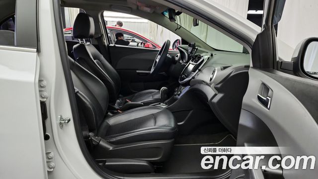 Chevrolet Korea Aveo 2018 — photo 11