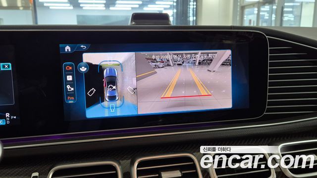 Mercedes-Benz GLE-Class 2025 — photo 17